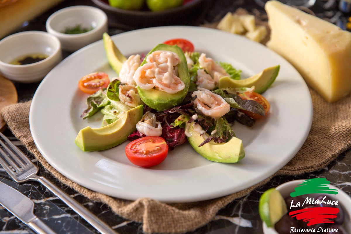 Avocado e Gamberetti ile gününüz hafif ve sağlıklı olsun!
#LaMiaLuce #Suadiye #food #yum #yummy #amazing #photooftheday #sweet #dinner #lunch #breakfast #fresh #tasty #delish #delicious #eating #foodpic #foodpics #eat #hungry #foodgasm #foods #Caddebostan #caddebostansahil