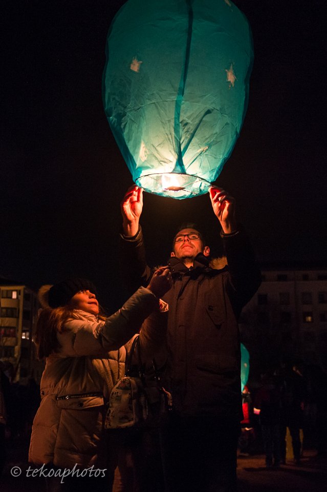 HDelescluse's tweet photo. Aux habitants de @villeCaluire de faire ensuite le spectacle samedi soir, avec un magnifique lâcher de lanternes volantes. https://t.co/nQ4tClozGW