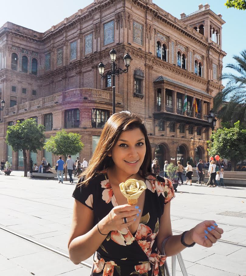 BonnieRakhit's tweet photo. *CHRISTMAS COMPETITION* Be in with a chance of winning 2 flights to Seville with @britishairways and #TheStyleTraveller by clicking here https://t.co/t9nPK3cSKM and remember to LIKE, COMMENT & SUBSCRIBE. Goodluck! https://t.co/IFFGA09kk5