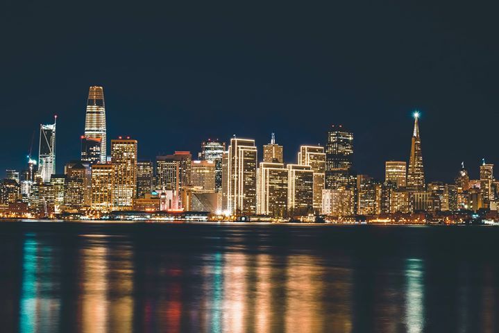 San Francisco looking cool on a clear night [7952x5304]