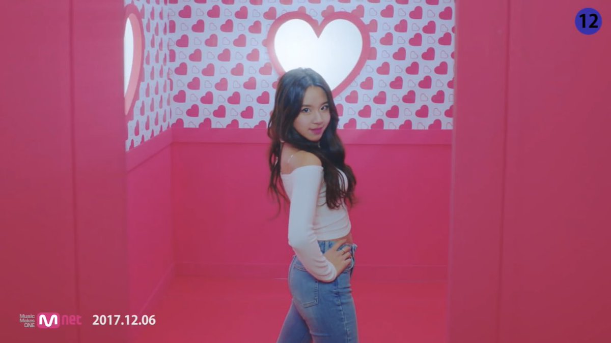 _DearChaeYoung's tweet photo. はじめからチェヨンちゃんじゃないですかー！😭😭
#HeartShacker https://t.co/1sKKJaCluw