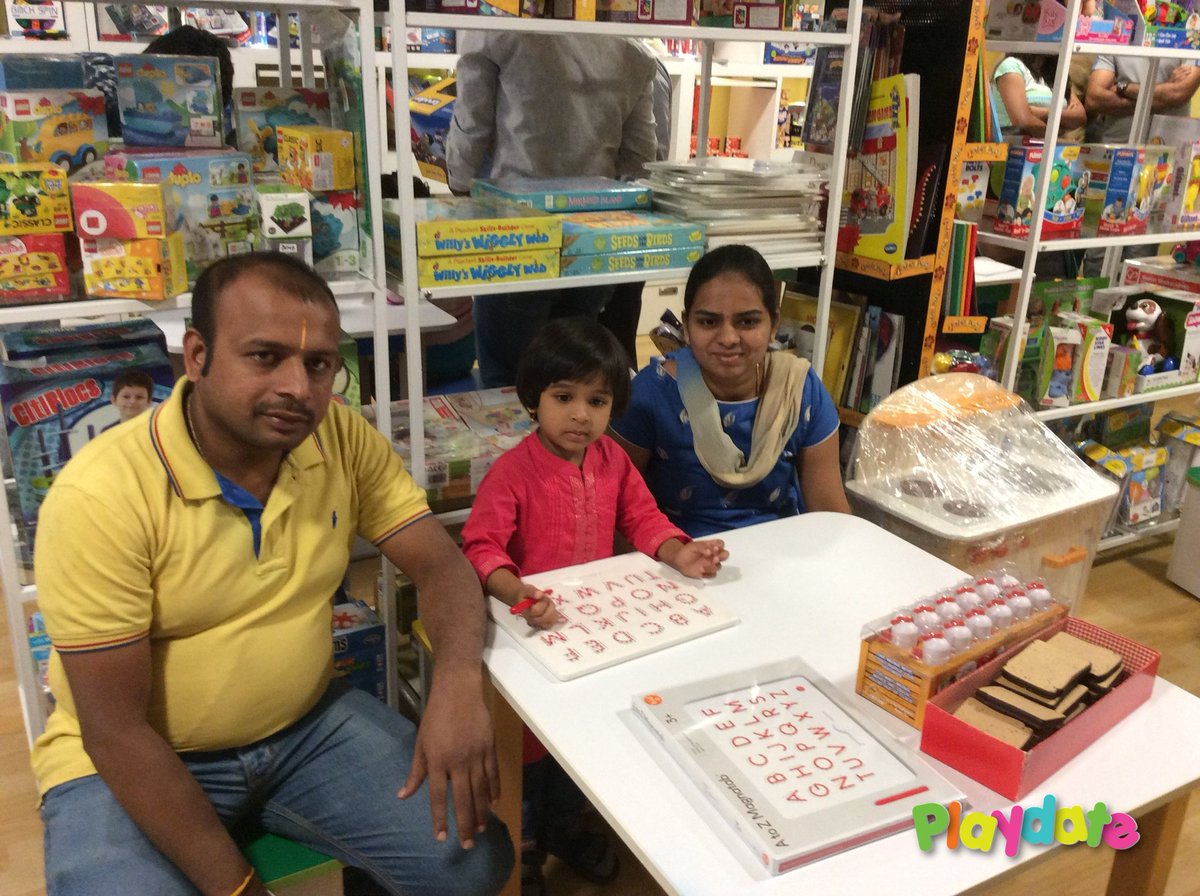 fulloftoys's tweet photo. Kavya’s little girl Karunya loved the Memory Doodle game a lot! She felt that the staff at our store were supportive and that it was a productive time spent. We hope to see them soon. Book your playdate on https://t.co/vBObayku0G. #Playdate #Playtolearn https://t.co/y9Ijg5zaVn