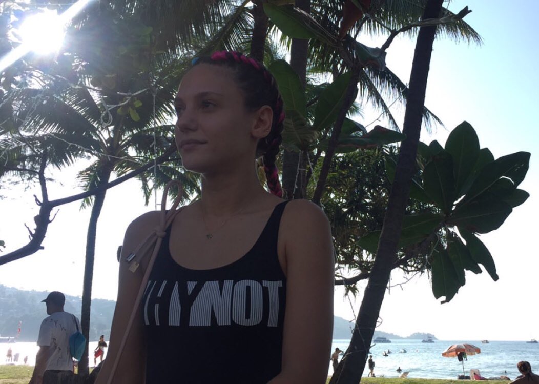 Taylandda bir çiçek🌸 #NilayDeniz - YENİ! 🌴☀️