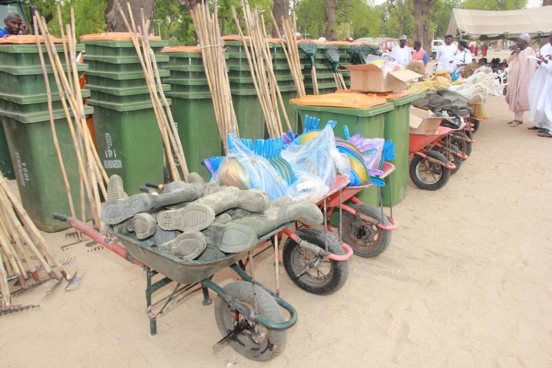 Habuhk4's tweet photo. Environment: Governor @KashimSM's Zero Tolerance to Deforestation, Desertification, Environmental Pollution & Waste in Borno State. #RebuildingBorno #EnvironmentInFocus #BornoShallRiseAgain #NERebirth #NotAnotherNigerian https://t.co/UANV4jaDLJ