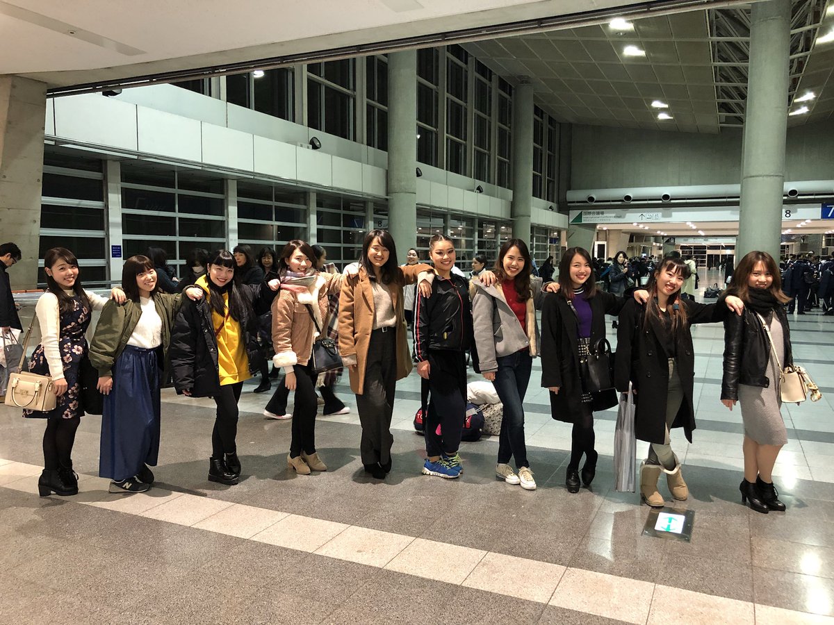 am_mi0525's tweet photo. 世界一大好きな62期バトン部👯💗
卒業ぶりに10人揃いました😍✨あれからもう一年…😭😭😭
去年ずっとお世話になってたmgののの&amp;みおんにも会えて最高に嬉しすぎた😭💗✨
次はいつ集まれるかな🤔もう寂しい😭🌀もう会いたい…😢💗（笑）
#PL62期バトン部 #watchme
#最高の仲間 #かけがえのない存在 https://t.co/ULIGtYUYxJ