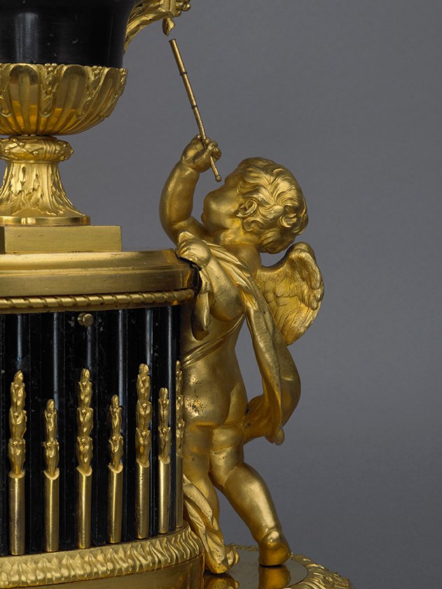 WallaceMuseum's tweet photo. Have you seen this work? This beautiful clock in our Marie Antoinette Study can often be missed amongst the glittering gilded furniture and stunning cabinets of Sèvres porcelain. Next time you visit us, come and take a closer look! #robertrobin #astronomy #geometry https://t.co/w1GBWM0yx1