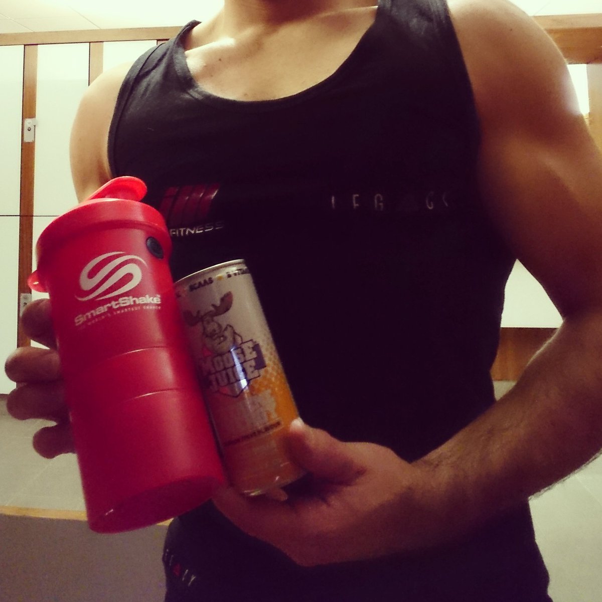 JamesWebster200's tweet photo. Back in the gym today....
๐ @legacysportwear
๐ @SmartShakeUK
๐ @MuscleMooseHQ #moosejuice #teammoose #manvlife #fitness https://t.co/7e5tkOQnjP