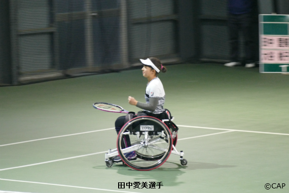 CHALLEATH's tweet photo. 第27回三井不動産全日本車いすテニスマスターズ～第1日目（予選）TOPの貫禄～を掲載！ 日本のTOPレベルの選手が集まった大会では、予選から白熱した試合が！https://t.co/8tBjyc8dbT
#車いすテニス #上地結衣 #田中愛美 ＃パラスポーツ ＃障がい者スポーツ https://t.co/lCCYoXLzxY