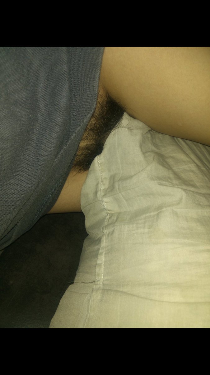 GulingSex's tweet photo. @SexGuling Pancut kat dalam busuk guling ku https://t.co/8lLpNY39Pm