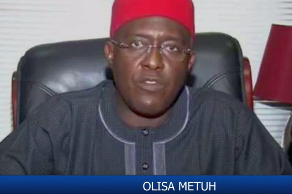 Ex-PDP spokesman Olisa Metuh denied reports that he was manhandled, barred from sitting in the VIP box at the party’s National Convention in Abuja.