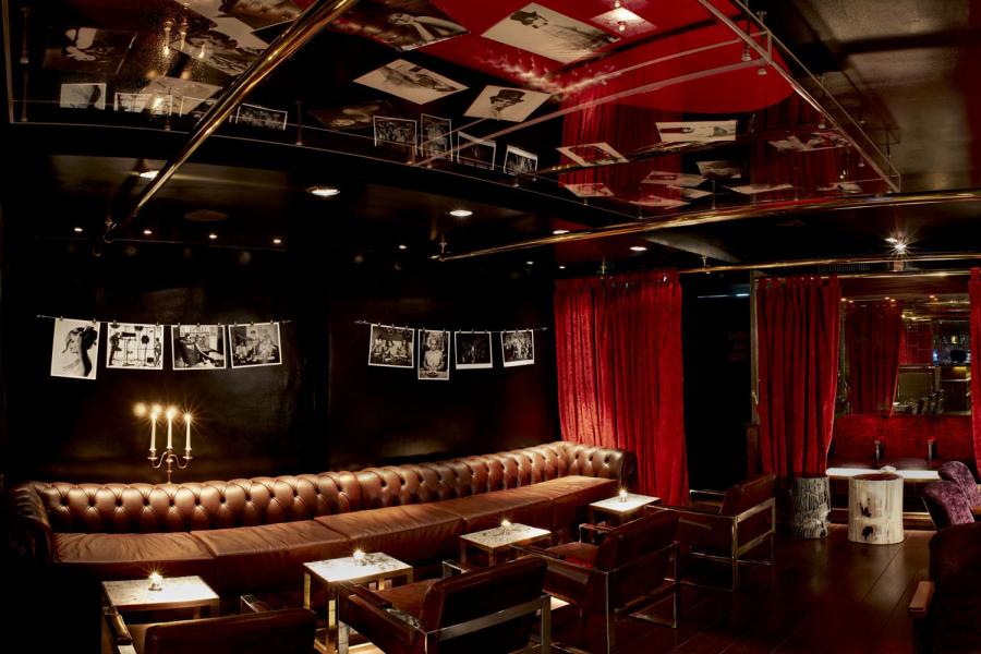 There’s always something happening under the #Megaro… Here in the bar we have live #jazz every Thursday and a DJ on Fridays, plus irregular events. Take a look! ow.ly/Q75t30h7V6v