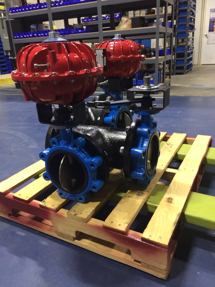 easytork's tweet photo. Easytork's EVA-1022 actuators with air pilot valves assembled with 6" 3-way valves. https://t.co/OEqON243El