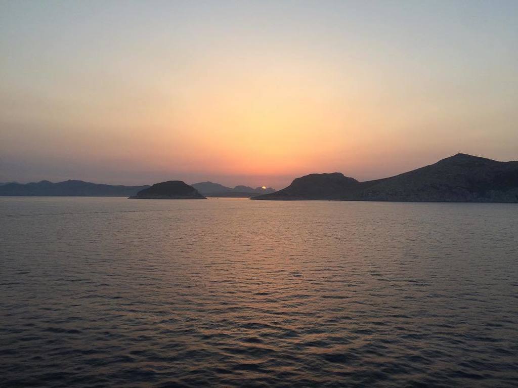 cosavederea's tweet photo. Mare d’inverno #golfoaranci #olbia #sardegna #sardinia #italia #italy #viaggiare #viaggi #travel #travelling #holiday #holidays #vacanza #vacanze https://t.co/KuObk21EII https://t.co/9oQePKhYje