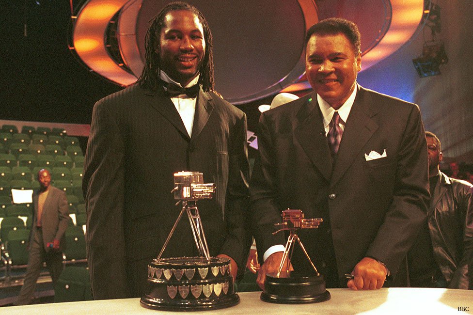 bbcgenome's tweet image. #OTD 1999 Muhammad Ali was crowned Sports Personality of the Century, his fellow boxer @LennoxLewis won the award for that year🥊🥊 genome.ch.bbc.co.uk/5b18189bd84c42… #SPOTY
