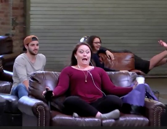 realfishagency's tweet image. Ladies and Gentleman start your furniture. Find out why Amazon secretly installed motorized furniture in an NYC coffee shop bit.ly/FISH95 #prank #viral #amazon #marketing #tech #innovation