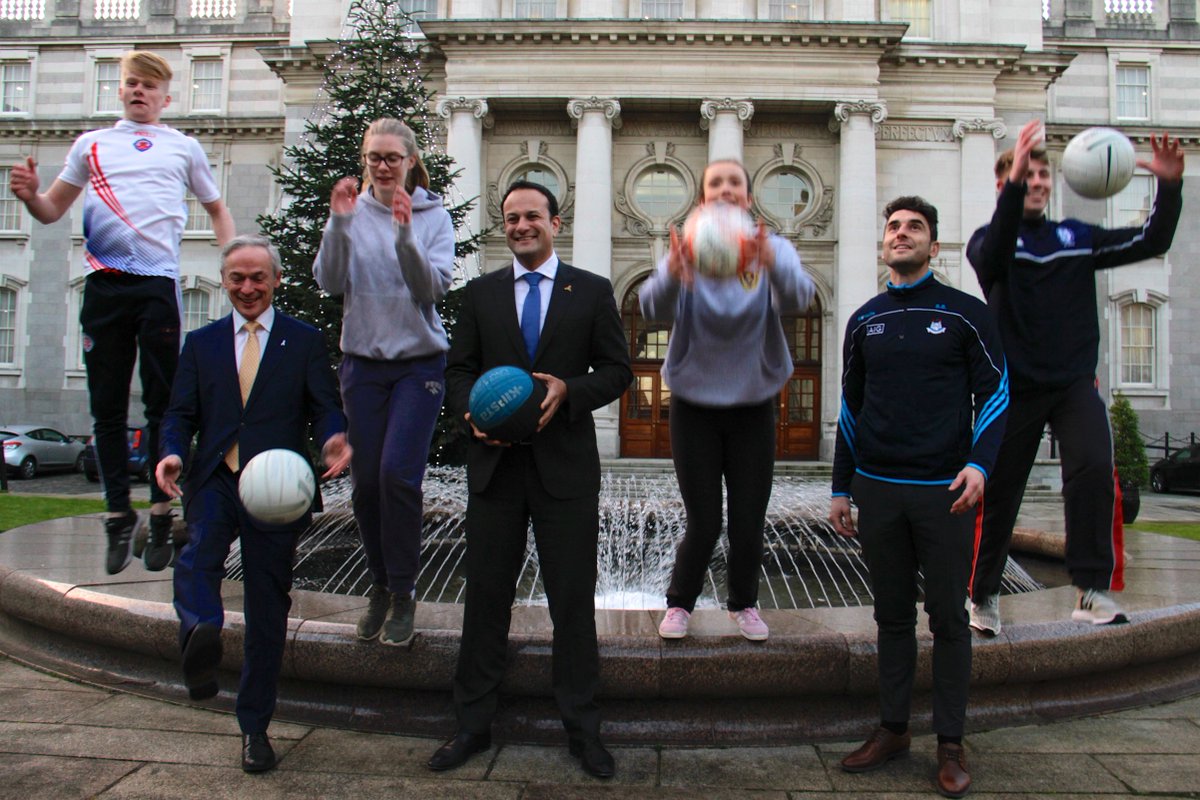 LeoVaradkar's tweet image. Great news: PE will be a Leaving Cert subject from next September. I was joined by Minister @RichardbrutonTD &amp;amp; @bernardbrogan at Govt Buildings earlier to make the announcement. We hope it will help improve the health &amp;amp; fitness of our young people &amp;amp; raise aware of physical health