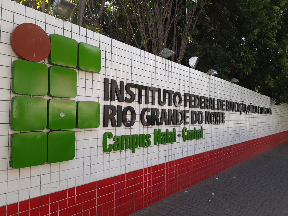 Agencia_Hube's tweet photo. 📌 Delegación de estudiantes de la @upla_comunica logra inédito doble 3er lugar en la modalidad comunicación oral en el IV Congreso Internacional de Licenciaturas #COINTER 📃📄📚👥 ¡Felicitaciones! 🌍🏅🏆 https://t.co/ZuRTbq4YKv