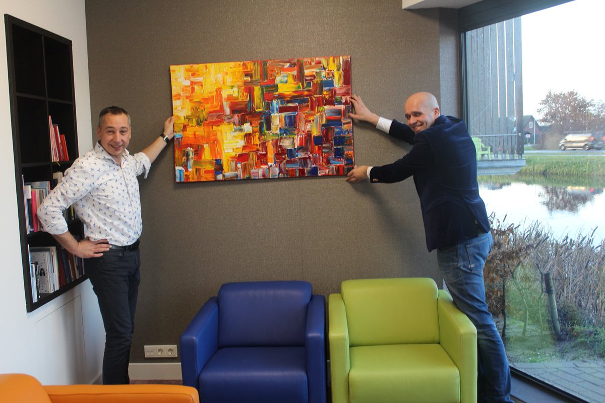 Afgelopen vrijdag was de #opening van ons nieuwe pand. We kijken terug op een zeer geslaagde opening. Het was met ruim 120 man een drukke, maar erg gezellige middag. We willen iedereen dan ook bedanken voor de komst en cadeaus! Bekijk de foto's: burokoorts.nl/blog/terugblik…