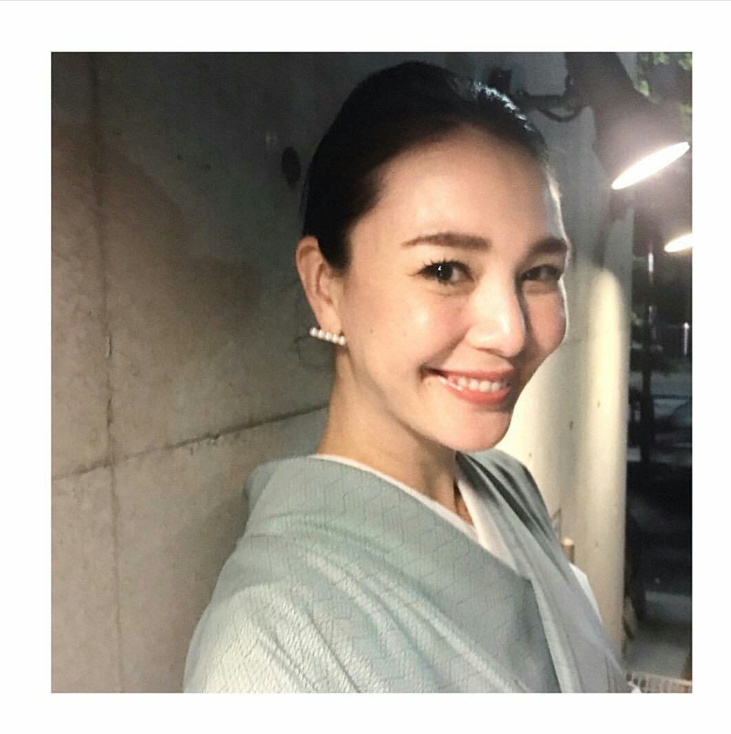 はる En Twitter 元ミスユニバースの世界大会2位の知花くららさんが最近私の中でキテます すごくエレガントでセクシーなのにさわやかな透明感があって着物もカジュアルな服も着こなせる素敵な方 知性や品性があふれ出ている人に憧れますね