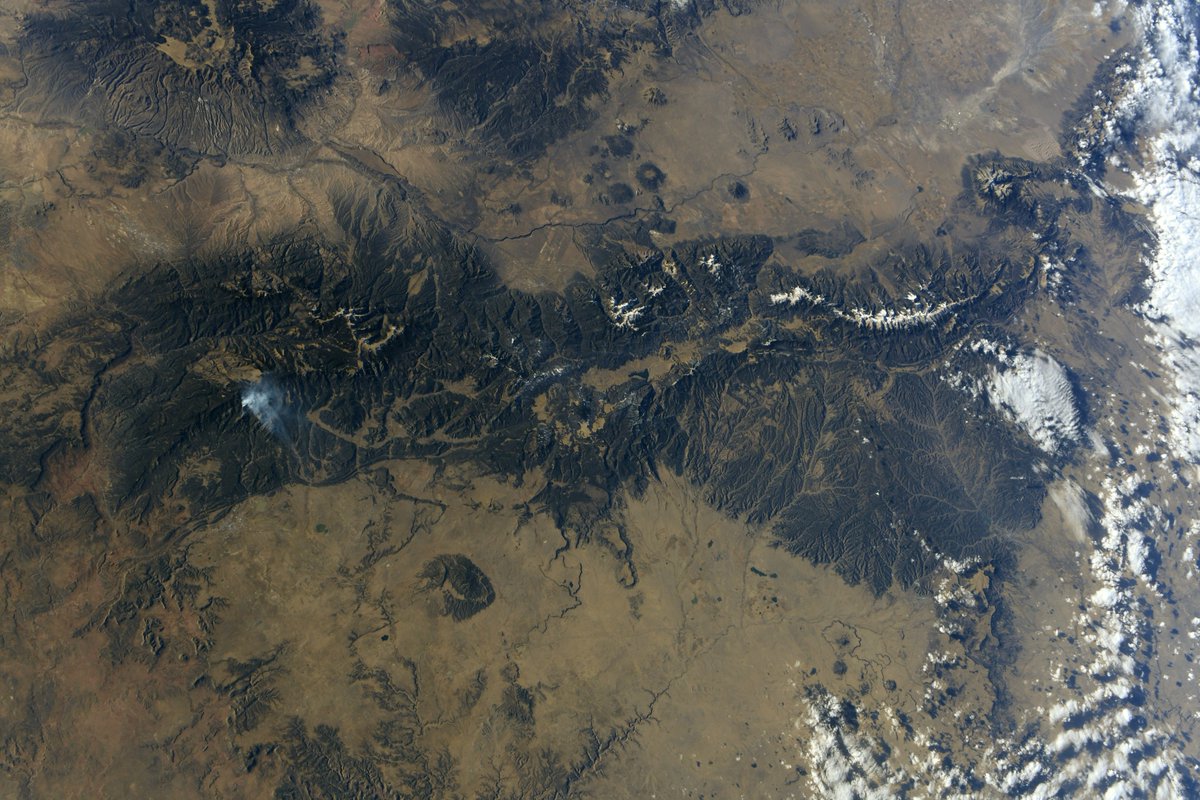 AstroKomrade's tweet image. Sunrises and sunsets are legendary in stunning Angel Fire, New Mexico. Skiing is stellar as well! #OneWorldManyViews