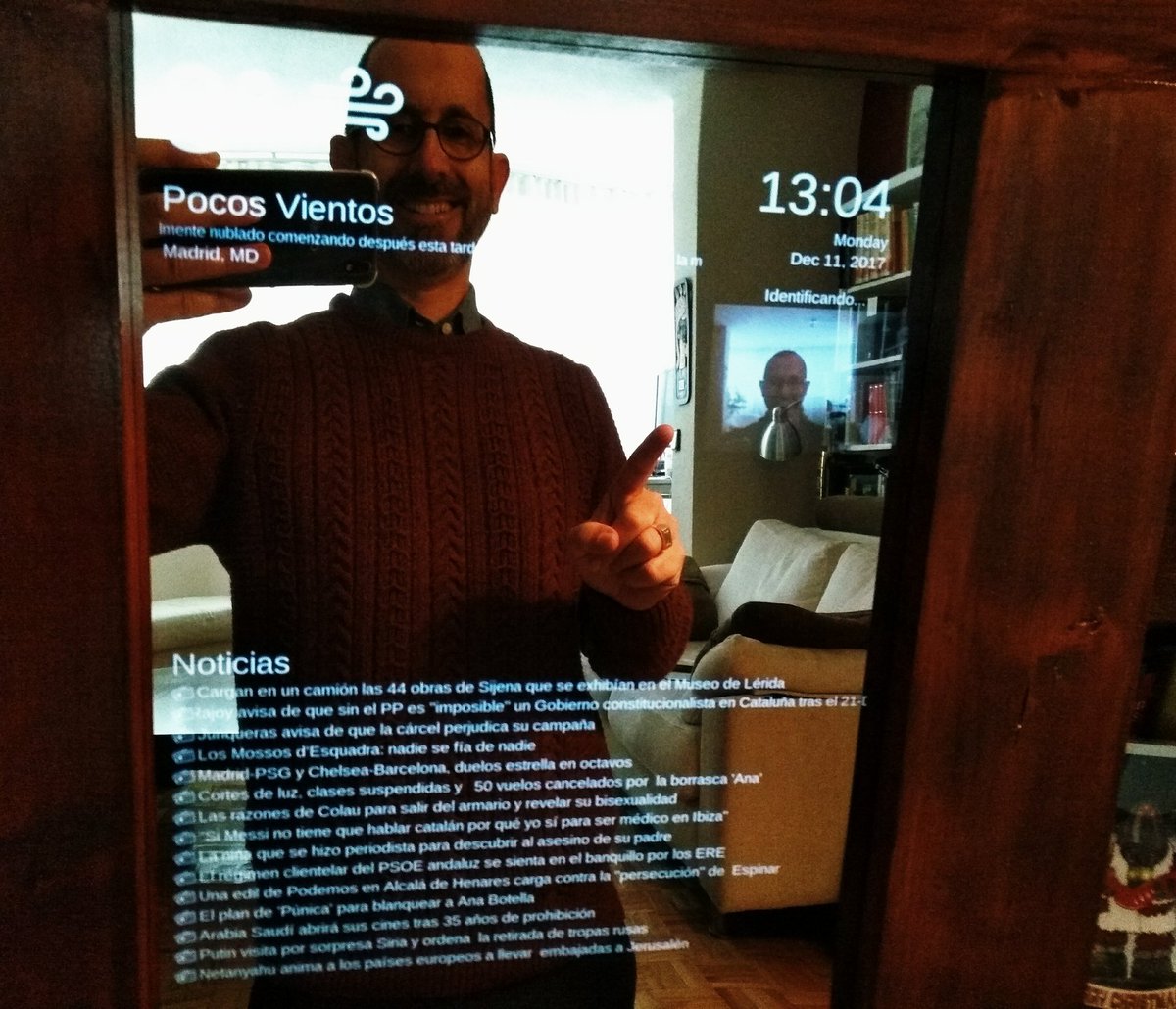 davidSRosado's tweet image. The new #smartmirror is here!! Developed with new extras like #facerecognition , #computervision ,  #googlecalendar, health wearables charts... Thinking in the 2.0 version! #iot #iotlab #soprasteria