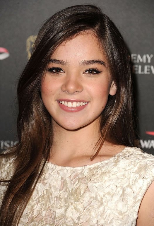 Happy Birthday Hailee Steinfeld 