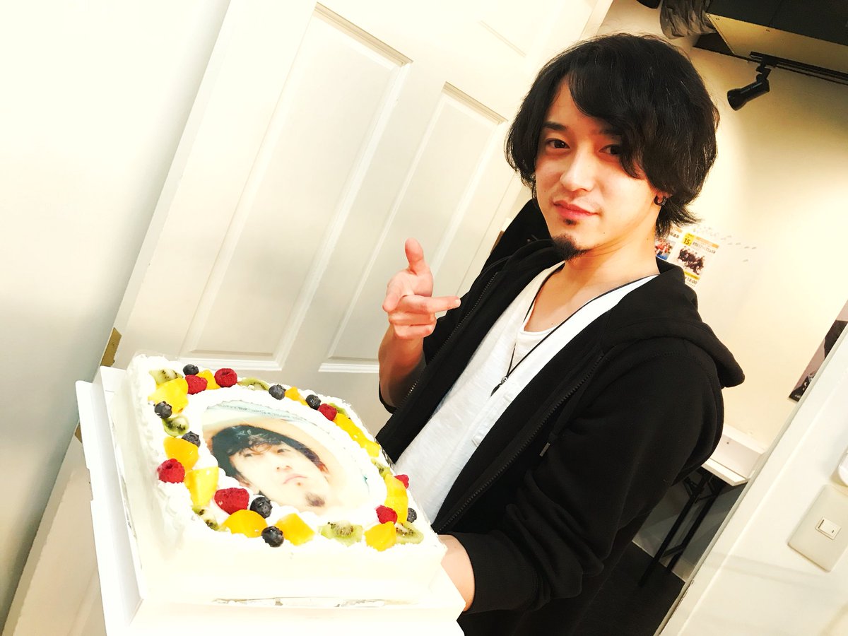 Anderlust 年内をもって 新しい道へ進む 西塚真吾 Sukebe Su へ ありがとうとお誕生日のお祝いの気持ちを込めて 会場の皆さんでお祝いしました これからも ミュージシャン西塚真吾の応援よろしくお願いします Anderlust Bass Bassist T Anderlust 年内をもって 新しい道へ進む 西塚真吾 Sukebe Su へ ありがとうとお誕生日のお祝いの気持ちを込めて 会場の皆さんでお祝いしました これからも ミュージシャン西塚真吾の応援よろしくお願いします Anderlust Bass Bassist T