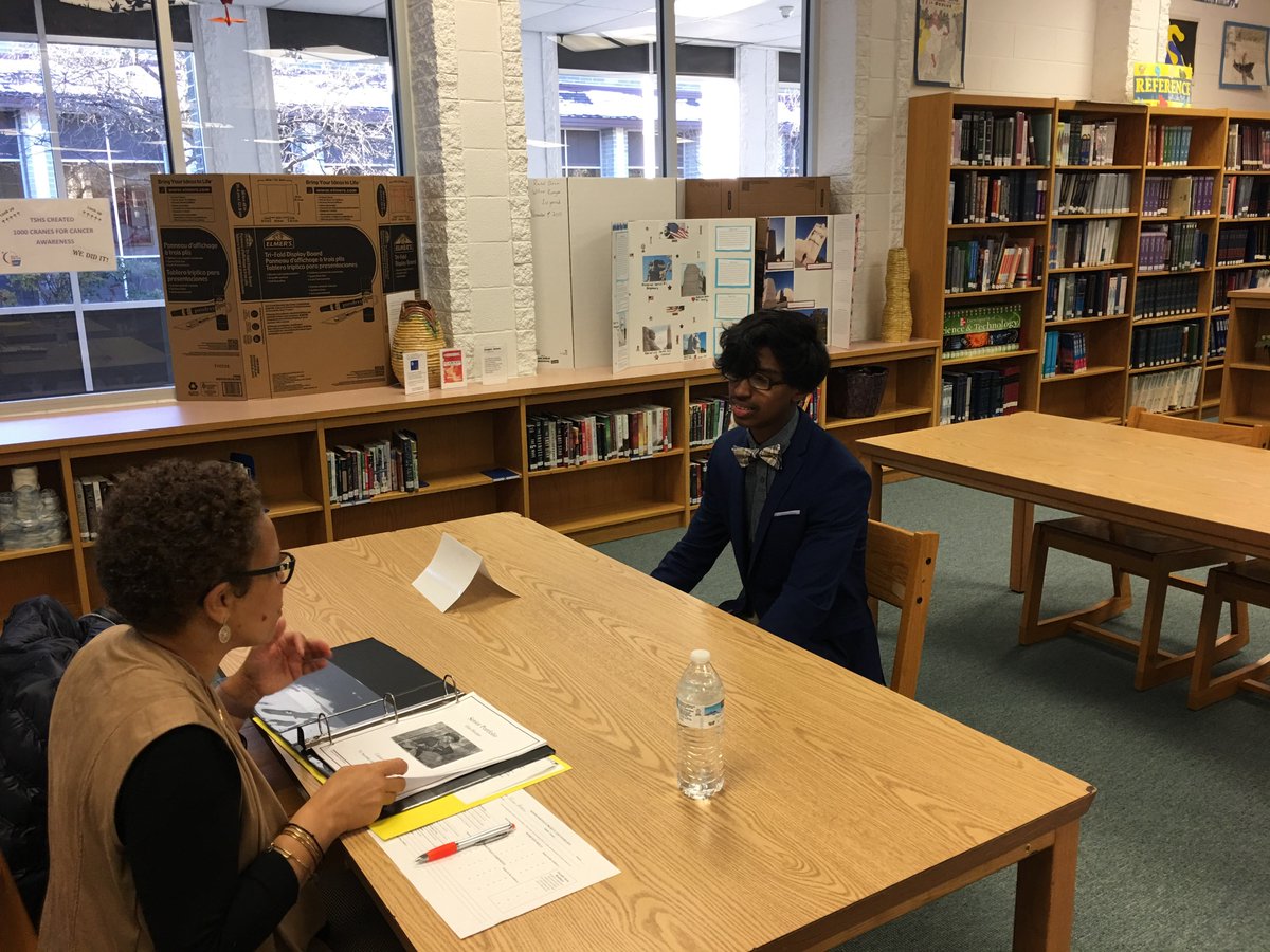 CougarsTSHS's tweet image. Our seniors are ready for the real world! Well almost... great job to #2018 for going through the senior interview process. #cougarpride