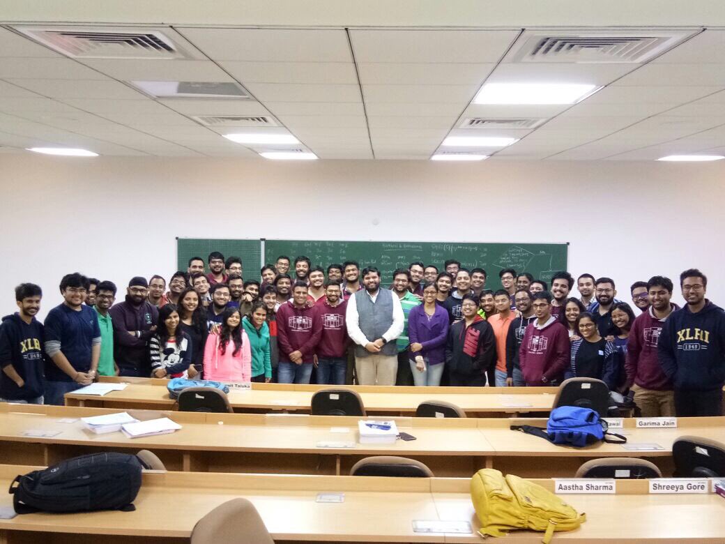 GouravVallabh's tweet photo. Taught a course, MANAC II for BM Jr @XLRIJamshedpur. Some pictures of Sec A (2017 - 19)students. "No matter how long you train someone to be brave, you never know if they are or not until something real happens." All the best for all ur future real exposures. https://t.co/LdDXe6uuZE