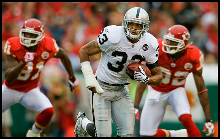 Happy birthday to former S Tyvon Branch, December 11, 1986. 