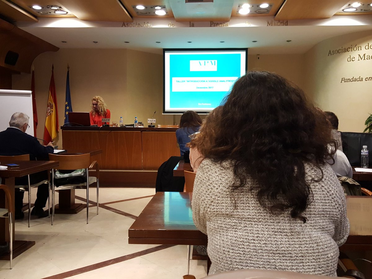 Luis_Ulargui's tweet image. Hoy toca tarde de curso...
Gracias a @aprensamadrid y @Wavinemba  por darnos la oportunidad de saber más cositas de la métrica de #GoogleAnalitics