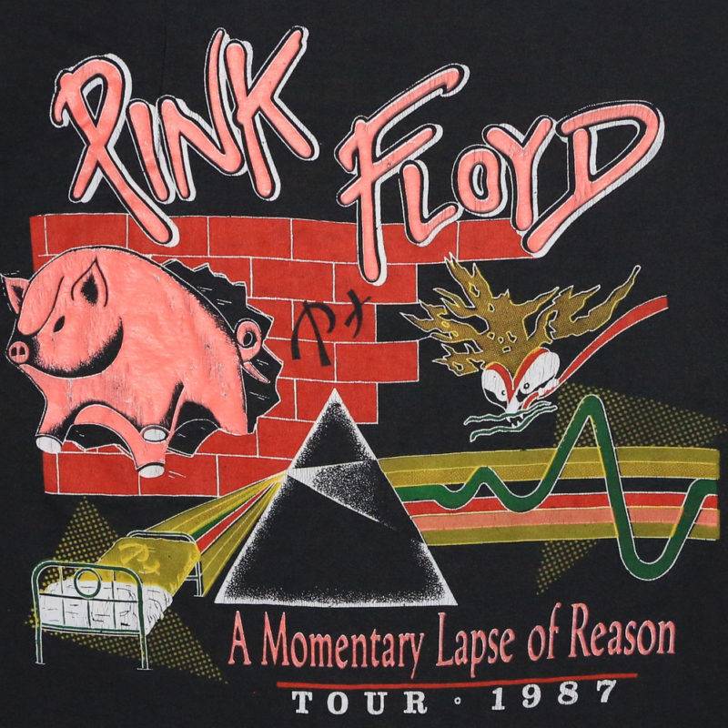 nickmasondrums's tweet image. Time flies......30 years ago today (well, yesterday): Pink Floyd plays BC Place, David Gilmour freaks say "Roger who?" - straight.com/music/1006401/…