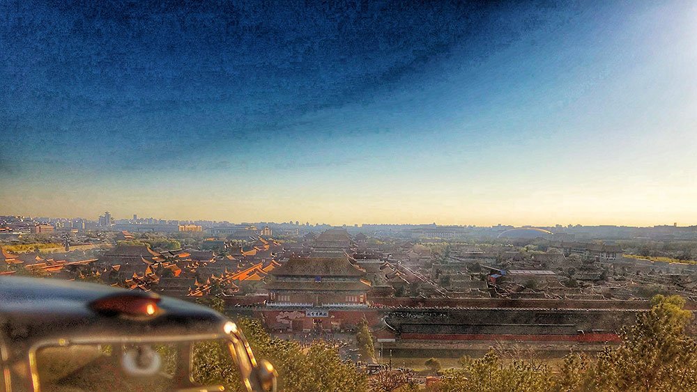 RemRecNet's tweet image. It's a RemoteTaxi anniversary! For the tenth year since 2008, Peter has recorded the 'Winland Christmas Gala' in Beijing, this time with excerpts from Wagner's Parsifal and Lohengrin, and also composers Humperdinck and Korngold. #Flexitrailer #remoterecordingnetwork #remotetaxi