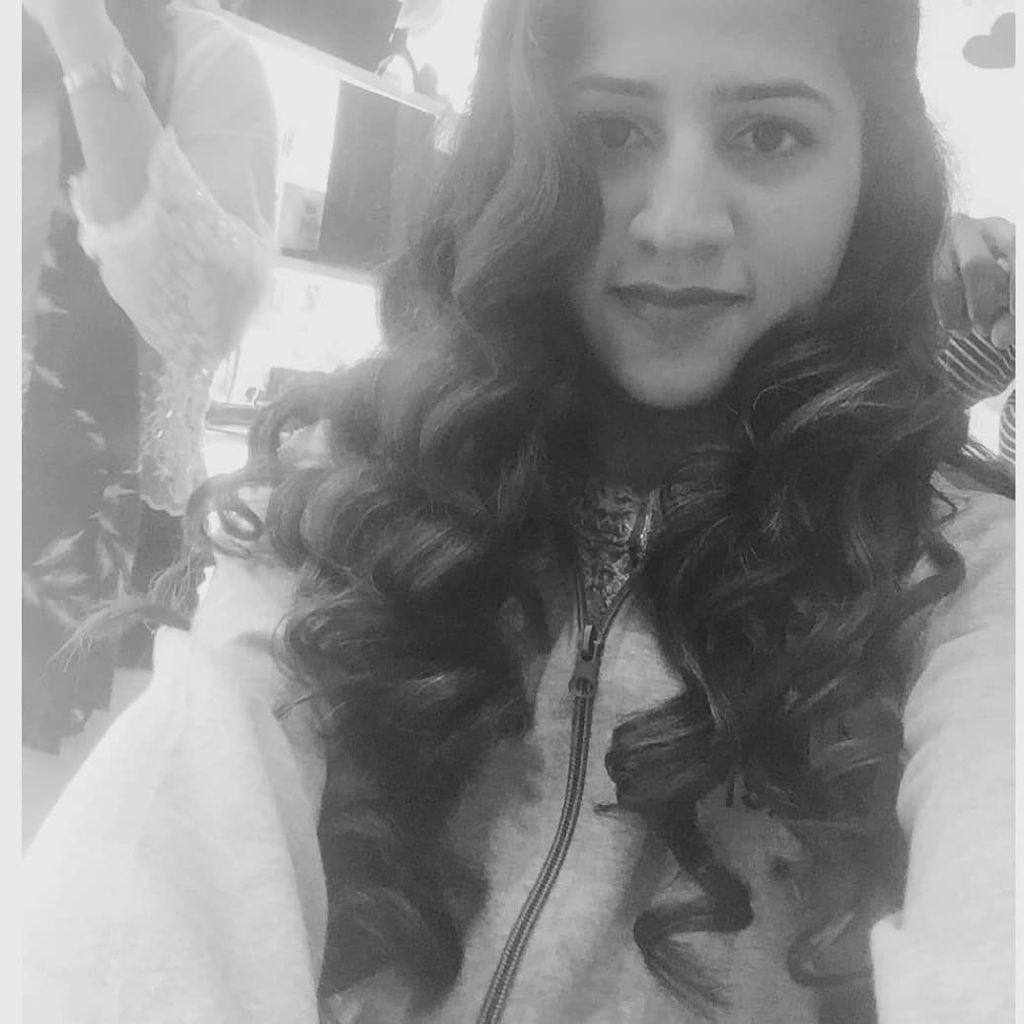 begorgeousfunke's tweet image. For the love of curls! @arushi._.nanda flaunting long, Gorgeous curls using JBF Magicurl 😍✨ #nodamage #curl #curlmachine #beautifulcurls #longhairdontcare #magicurl #justbeenfunked #begorgeous #begorgeouspro #begorgeousaustralia #begorgeousindia ift.tt/2BaXWjn