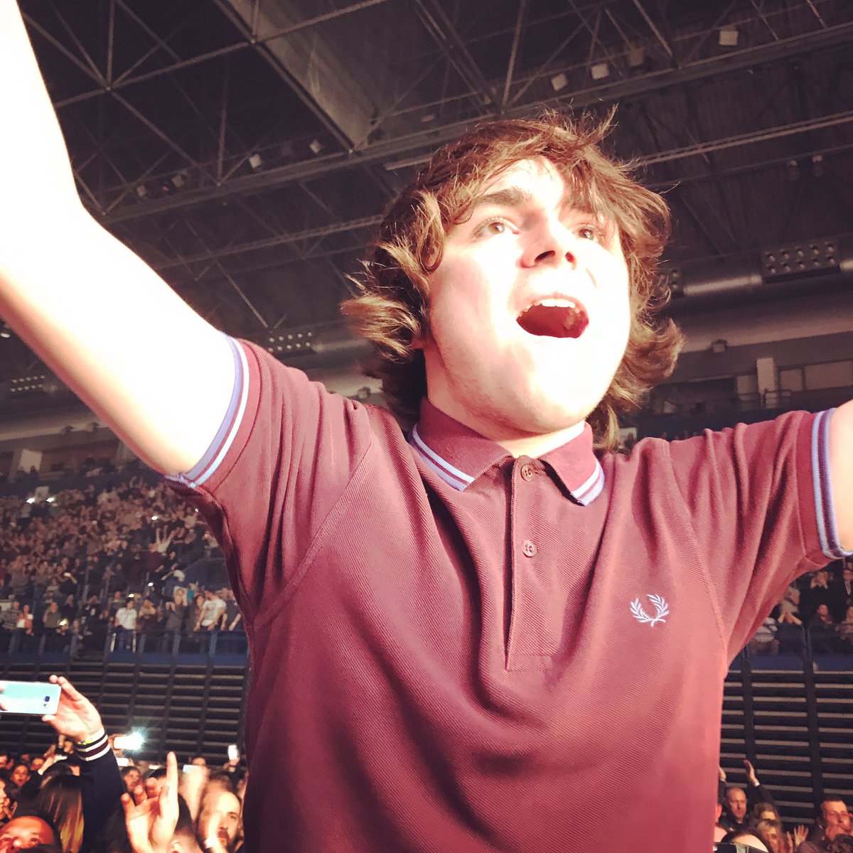 Studdly75's tweet photo. @The_Real_Studd @KasabianHQ Birmingham #ForCryingOutLive https://t.co/IN9fX0KkI8