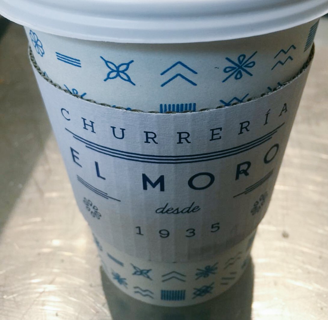 RestaurantsRoma's tweet photo. Buenos días, #BuenLunes #ParaEsteFrío qué tal un chocolate de @ChurreriaElMoro en #LaRoma https://t.co/NUnIweSVaX