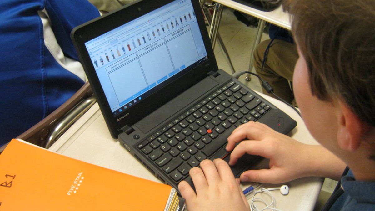 Ed_ChangeAgent's tweet photo. Mr. Stanford's 8th grade Social Studies Ss utilizes @StoryboardThat to showcase their understanding of the major sequence of events for War of 1812! in a Week Long PBL! #studentengaged #technologyenriched #Assesstheirunderstanding @jkraftson @AGHoulihan @UCPS_MonroeNC https://t.co/mTaBkLUZ94