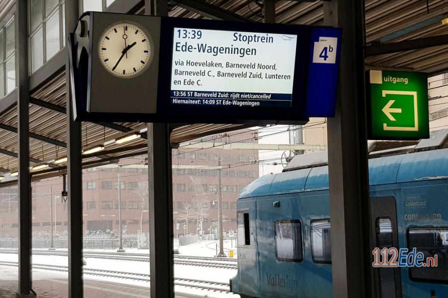 🚨 Winters weer houdt aan, aangepaste dienstregeling op het spoor 112.press/Q5Qpq2 #112Nieuws https://t.co/wf4hiY57zm