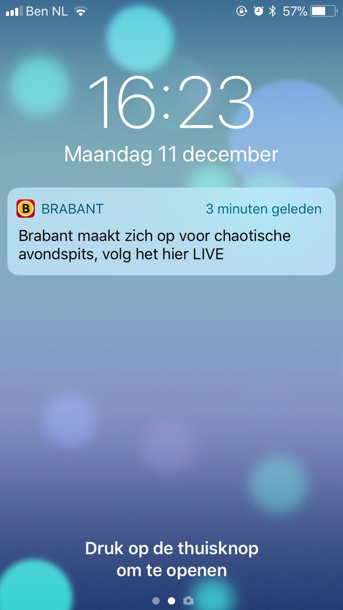 Vroeger keken we naar de #Elfstedentocht. Nu volgen we live de #avondspits. #CodeRood #gladheid #chaos