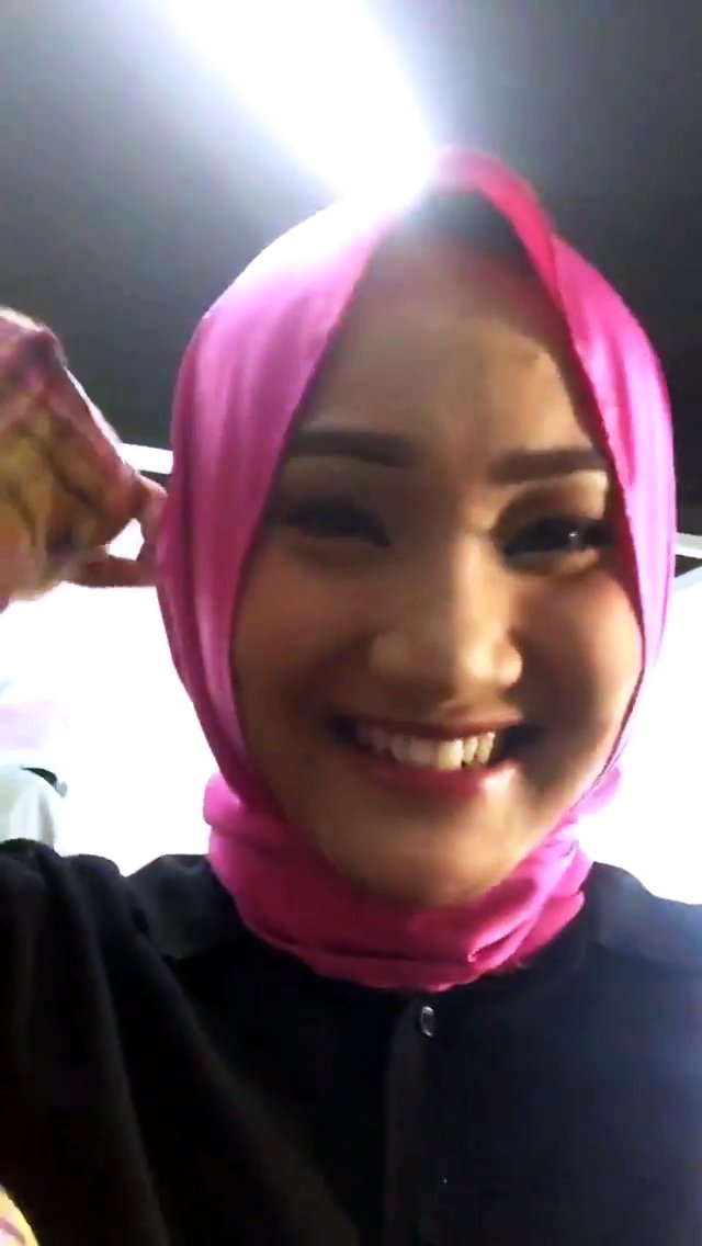 BackStage #FatinAtPestaLZD_SCTV 😊 <a href="/FatinSL/">Fatin Shidqia Lubis</a> siap2 sebelum perform 😍@AufahA @waff_al <a href="/FatinisticYusni/">Yusni</a> <a href="/matSL_/">matSL</a> <a href="/PentinSL/">Pentin </a>  <a href="/SubonoAW/">Subono Andi Wibowo</a> <a href="/jumidina/">my fayo 4ever</a> <a href="/AlyaDavinci/">𝐒𝐮𝐥𝐢𝐰𝐚ᯓ★🌌</a> <a href="/Lyanie16/">Lyanie</a> @MiraFatinistic <a href="/mi_umik/">Umi kalsum</a>  <a href="/aliya_er172/">rohmatul aliya</a> <a href="/Yunipati4/">Yunipati</a> <a href="/About_Fatin/">About FatinSL</a> <a href="/m_abichafas/">M.abichafas</a> <a href="/Fatinistic/">Fatinistic OFFICIAL</a> <a href="/fatinlove23/">FAMILY FATINISTIC</a> <a href="/Fatinistic251/">Fatinistic Forever</a>