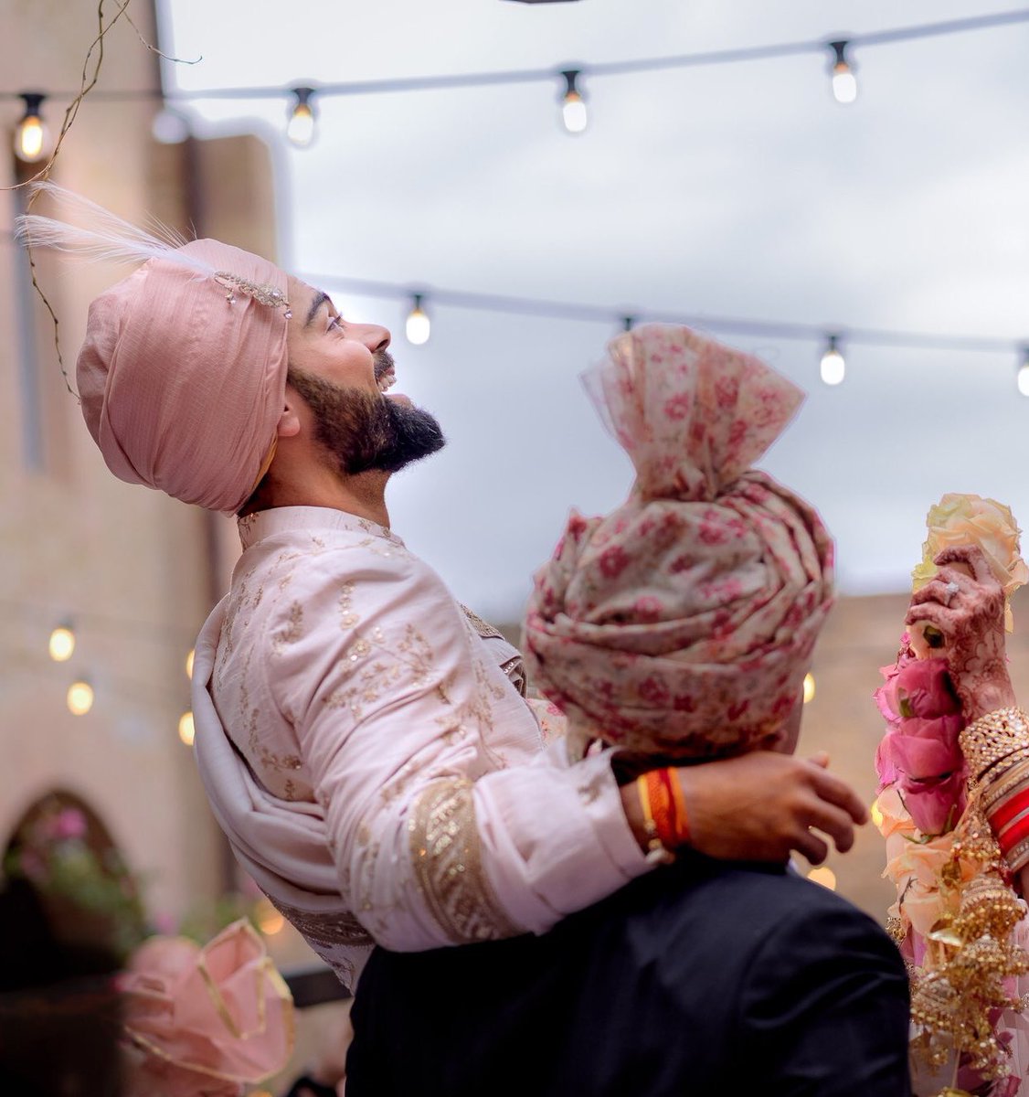 THOSE SMILES!!   @imVkohli  @AnushkaSharma  #VirushkaWEDDING