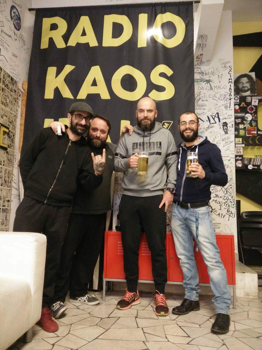 RafQuelloLi's tweet photo. @mixcloud #podcast #AvantiTutta Vs @dafiumicino Fesserie #onair #Birra #live #radio #music #fun #friendship @RadioKaosItaly #ciamaifattocaso ?
https://t.co/QupAImGRZy https://t.co/BnYGugDGqI