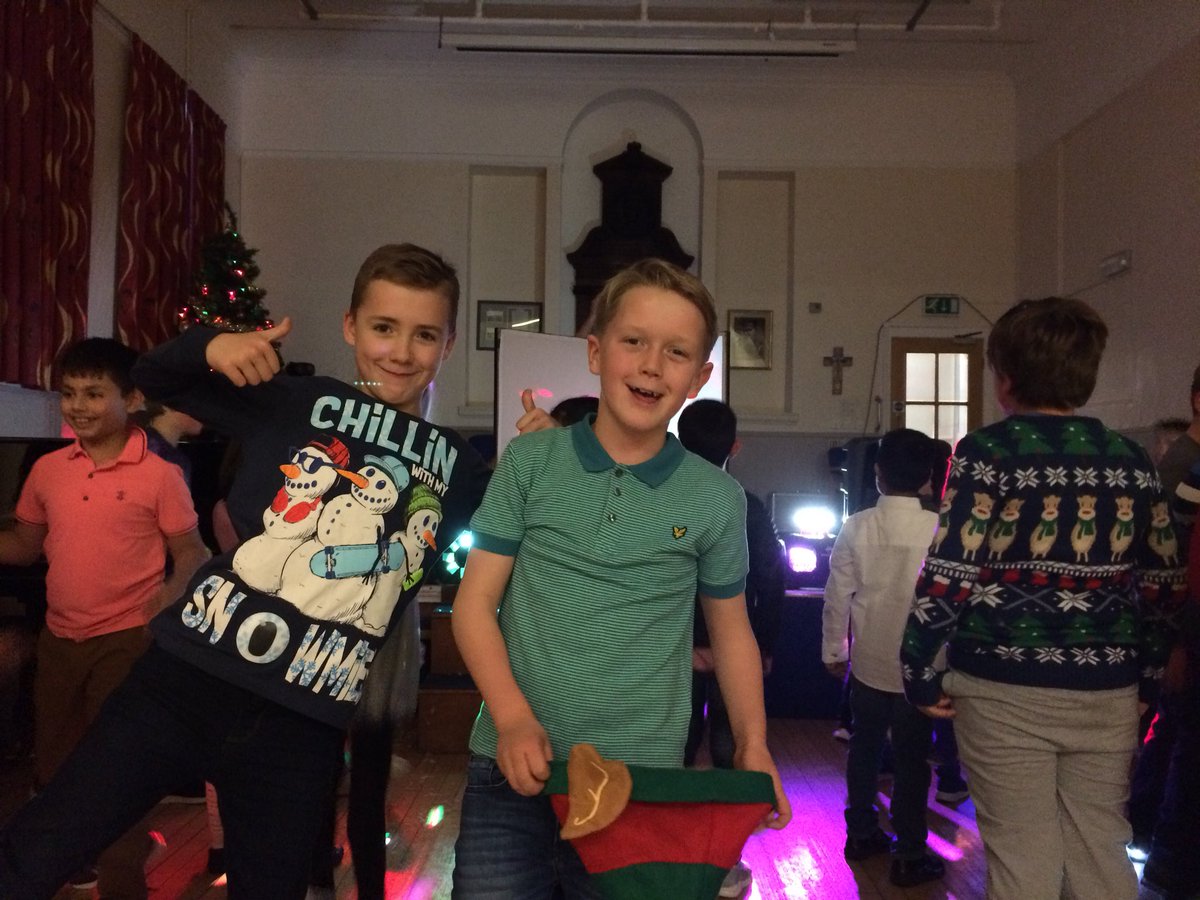 HipperholmeGJS's tweet photo. Key Stage 2 Christmas Disco is in full swing. https://t.co/J9OCWVQh5m