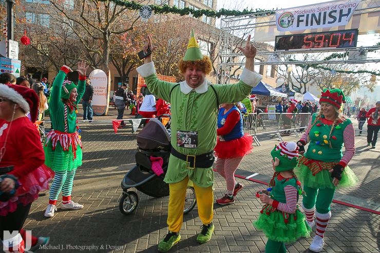 Did you run in the Modesto Spirit of Giving race &amp; walk. Check out our huge gallery of pics from the plaza and the race course.  Check your fine selves out facebook.com/modestoview