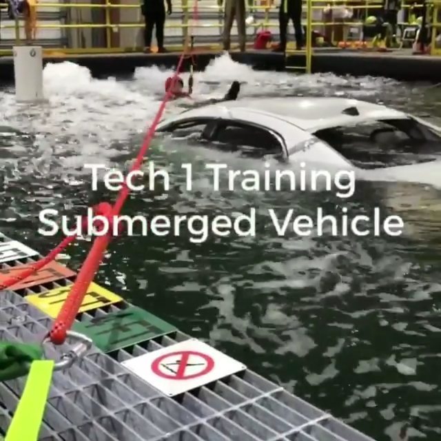 navrcos's tweet photo. 🔥CHECK IT OUT 🔥
@fathomacademy - We train First Responders how to respond to flood and swift water emergencies . We create customized training scenarios to meet your needs at our indoor, clean water facility. To enroll call 512-823-2999
. . .
#firetr… https://t.co/kcz5K2o6ro https://t.co/AYiIuibbiW