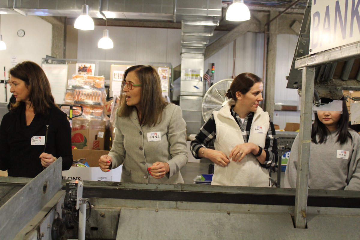The Treasury team is spreading holiday cheer volunteering at the <a href="/Gr8BosFoodBank/">The Greater Boston Food Bank</a> today, prepping 5,128 meals total!