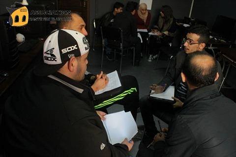 OranSdh's tweet photo. Atelier "Création d'entreprise"
Dans le cadre du projet Ibda3Com, un atelier sur "la création d'entreprise" animé par M. Mohamed MEZIANE a été organisé par les participants Ibda3istes le 09-12-2017 de 10h00 à 16:30.
#SDH #Ibda3Com @USMEPI https://t.co/gmKzoQDXgJ