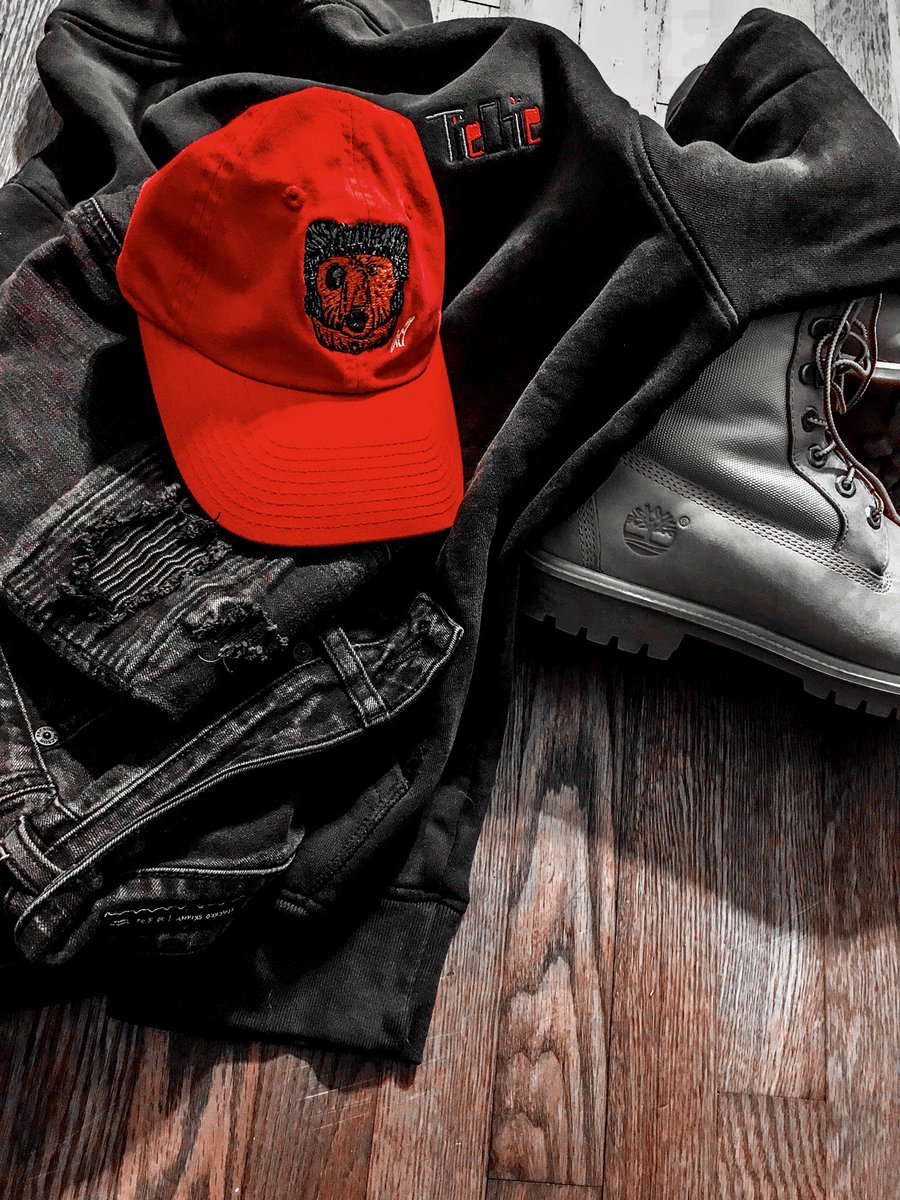 Tiie_Chiie's tweet image. #tiiechiie #dopeart #tenpence #clothing #fashion #art #artist #artwork #painting  #nike #adidas #converse #vans #reebox #dope #sneakers  #skateboard #skateboarding #skateart #streetwear #instagram #facebook #twitter #northamerica #southamerica #canada #japan #europe #uk #tokyo