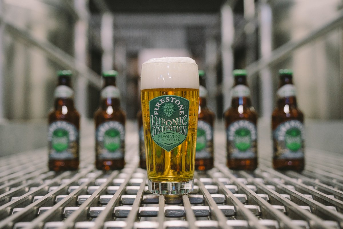 FirestoneWalker's tweet image. Monday survival tip: have a beer. Tag someone who feels the same. #LuponicDistortion #craftbeer #justanothermanicmonday