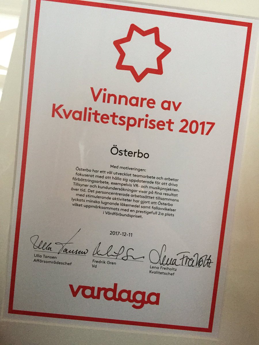 CBjelk's tweet photo. Vi är så otroligt stolta över att ha vunnit Vardagas kvalitetspris 2017😍 Vi kommer aldrig sluta förbättras👊🏼 #vardaga #tillsammanskanvi https://t.co/10a8WrZQXw